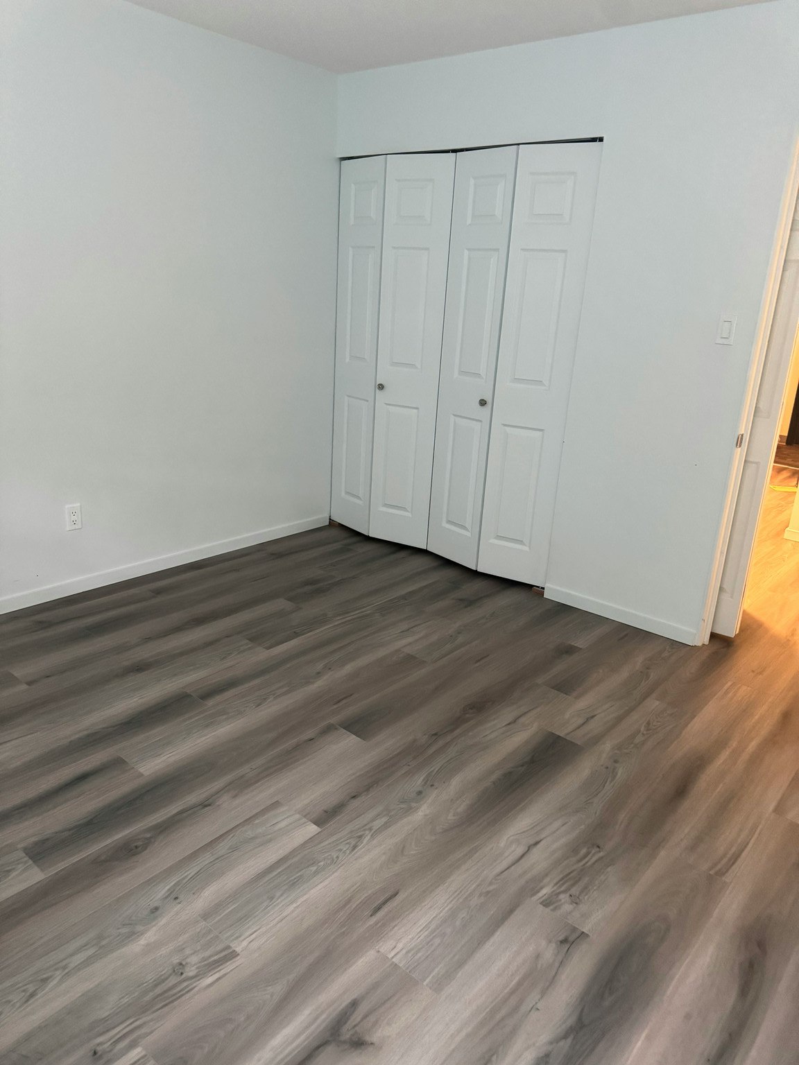 404 East 8th Avenue, Vancouver, BC, V5T 1S5 - 5