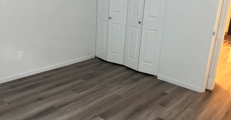 404 East 8th Avenue, Vancouver, BC, V5T 1S5 - 5
