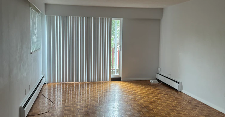 404 East 8th Avenue, Vancouver, BC, V5T 1S5