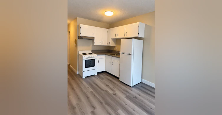 308-404 East 8th Avenue, Vancouver, BC, V5T 1S5 - 3