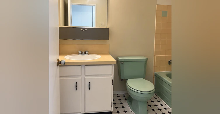 308-404 East 8th Avenue, Vancouver, BC, V5T 1S5 - 4