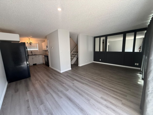5806 61 Street, Red Deer, AB, T4N 6H4 - 11