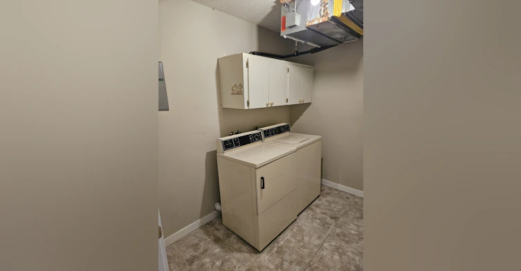 2315 Cornwall Street, Regina, SK, S4P 2L4 - 4