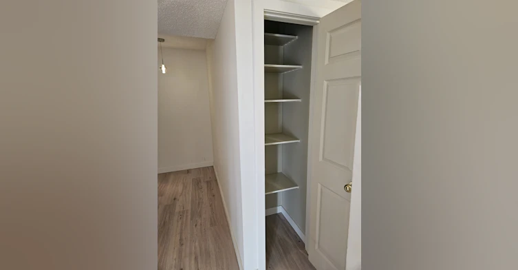 2315 Cornwall Street, Regina, SK, S4P 2L4 - 13