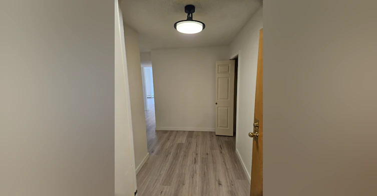 2315 Cornwall Street, Regina, SK, S4P 2L4 - 2