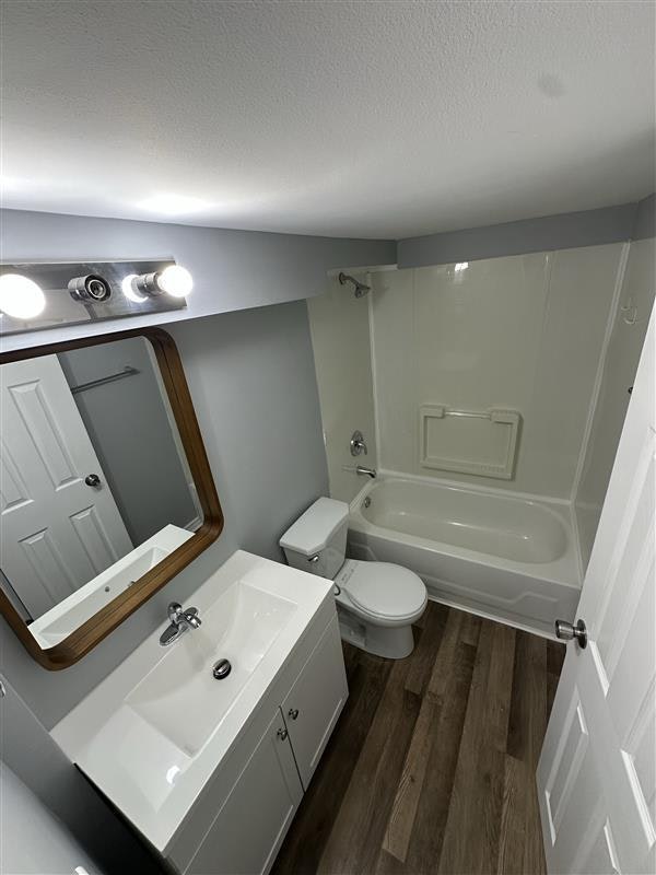 Lower-11 Campbell Avenue, Barrie, ON, L4N 3L2 - 9
