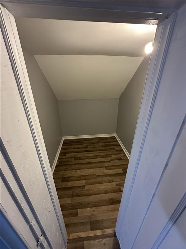 Lower-11 Campbell Avenue, Barrie, ON, L4N 3L2 - 4