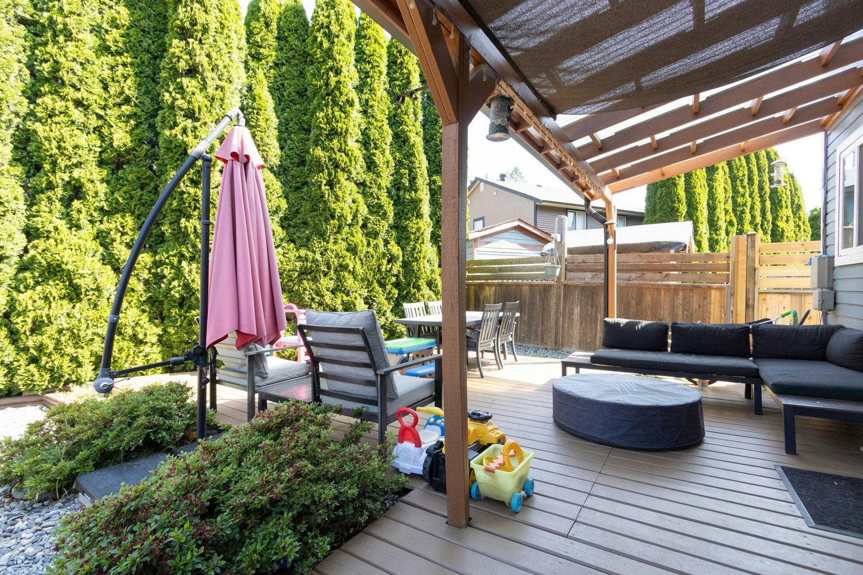 21573 Cherrington Avenue, Maple Ridge, BC, V2X 8R2 - 22