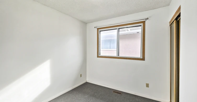A-1513 36 Street Southeast, Calgary, AB, T2A 1C5 - 8