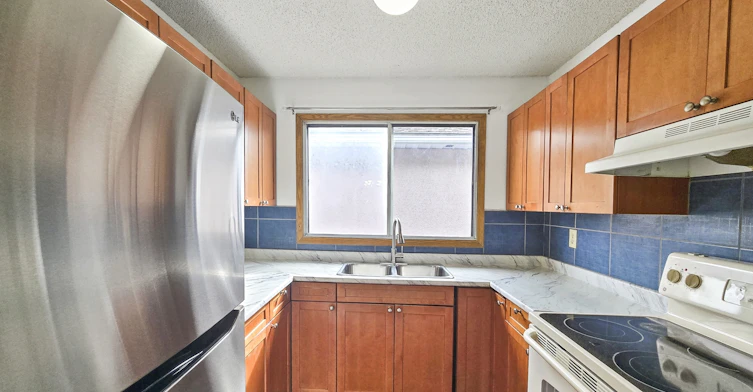 A-1513 36 Street Southeast, Calgary, AB, T2A 1C5 - 4