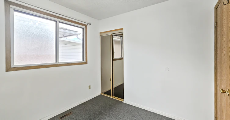 A-1513 36 Street Southeast, Calgary, AB, T2A 1C5 - 9
