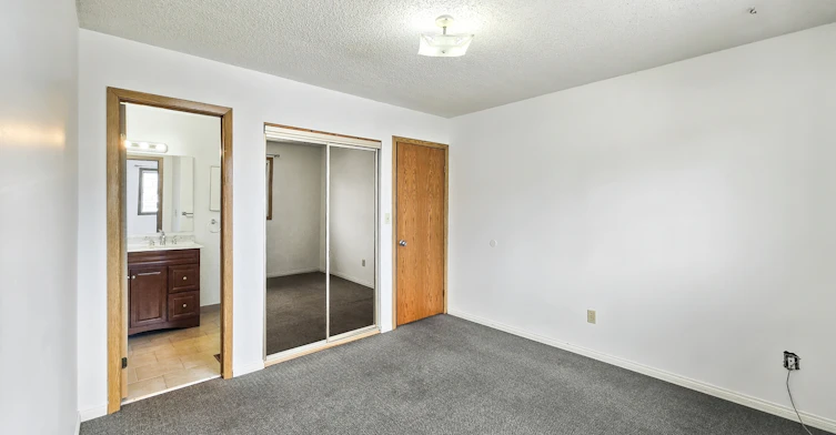 A-1513 36 Street Southeast, Calgary, AB, T2A 1C5 - 14