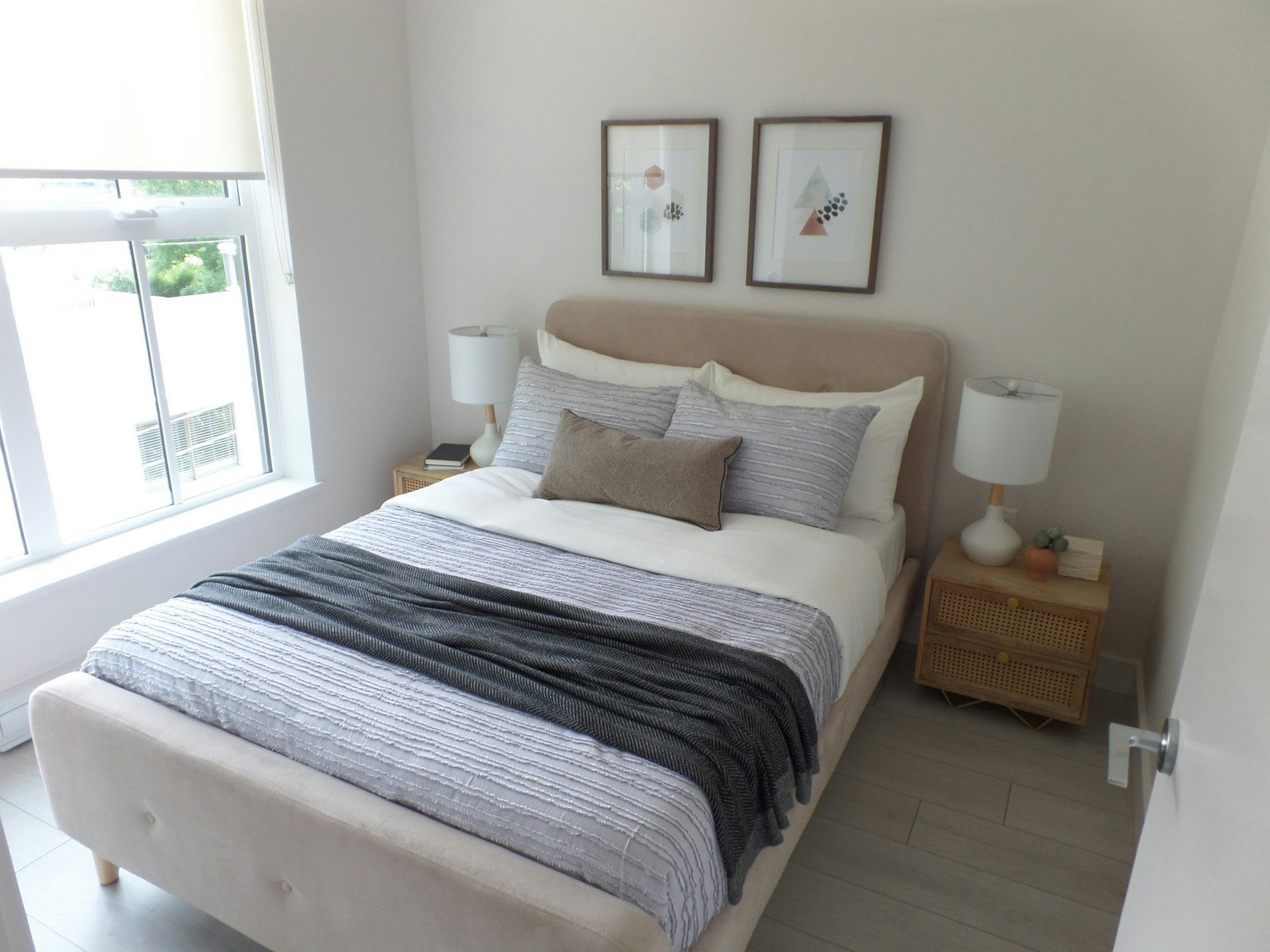 1716 Napier Street, Vancouver, BC, V5L 2N2 - 2