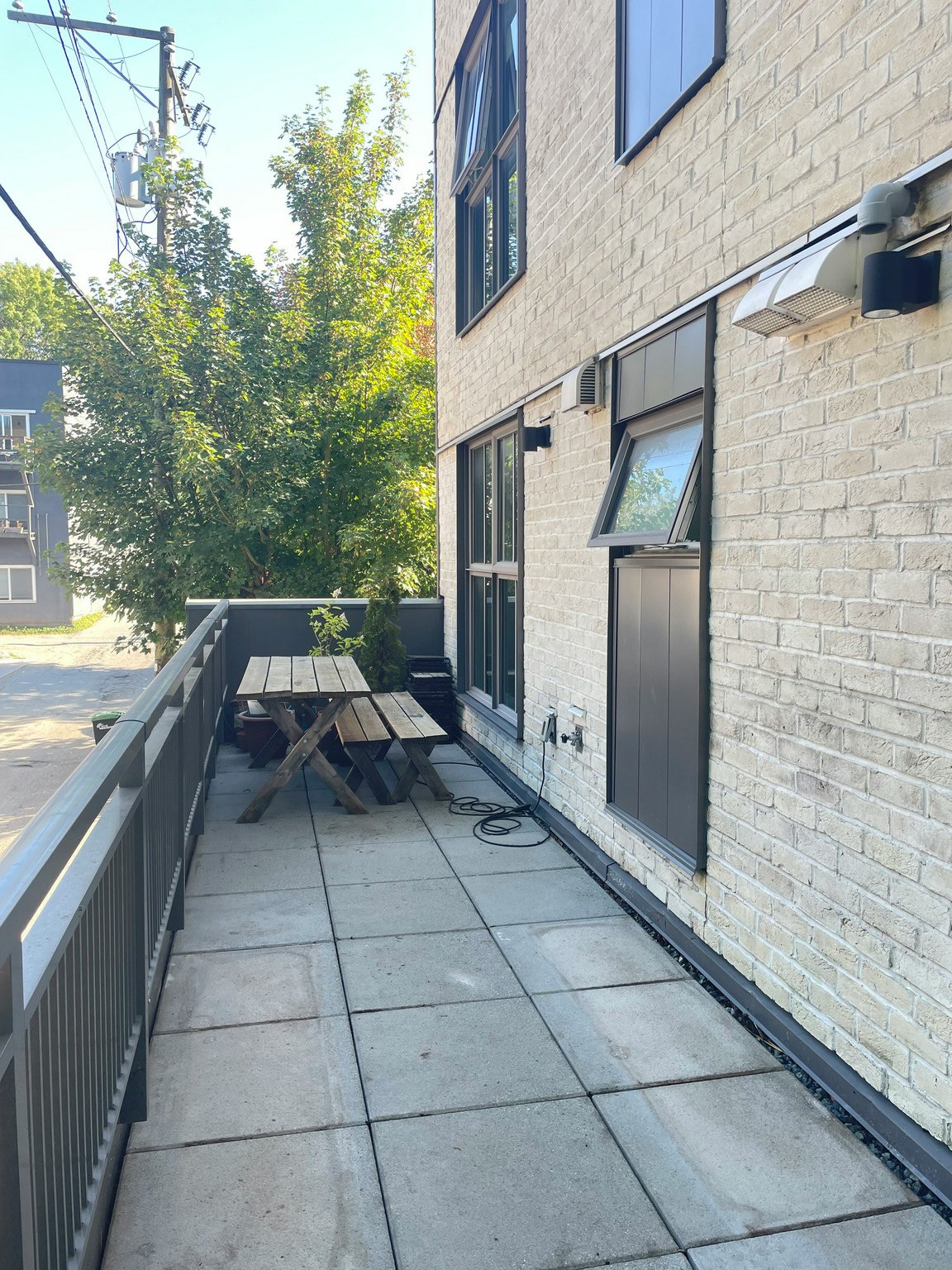 1716 Napier Street, Vancouver, BC, V5L 2N2 - 17