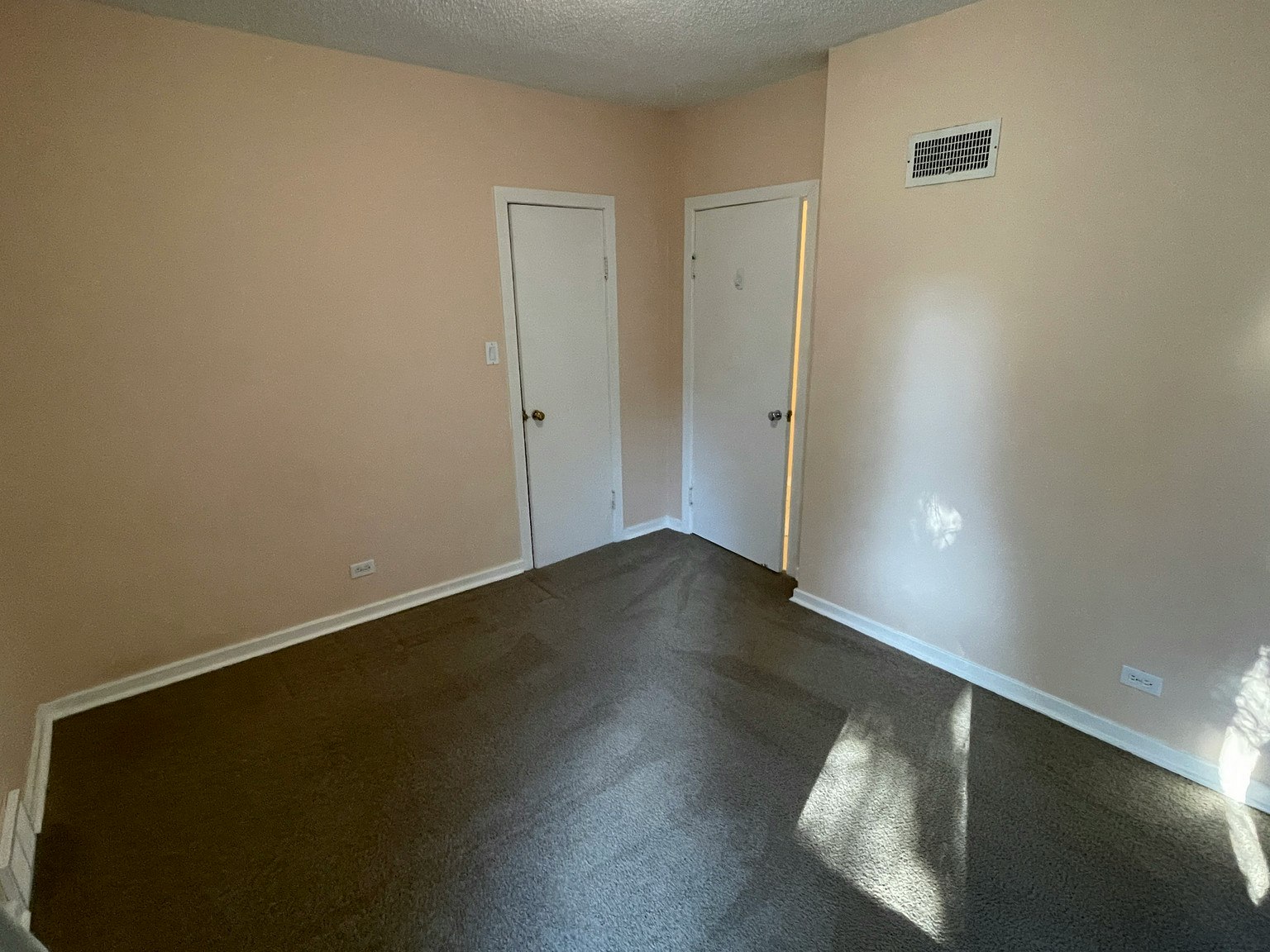 1302 Elliott Street, Saskatoon, SK, S7N 0V8 - 11