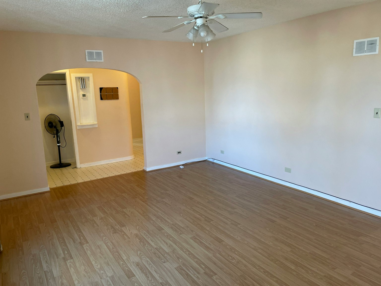 1302 Elliott Street, Saskatoon, SK, S7N 0V8 - 2