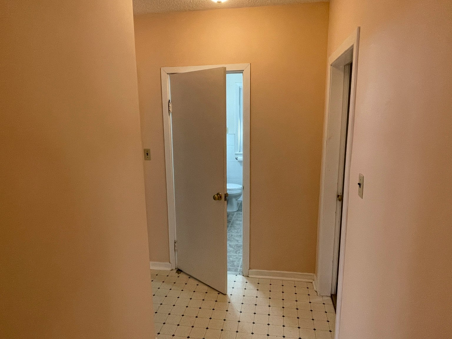 1302 Elliott Street, Saskatoon, SK, S7N 0V8 - 13
