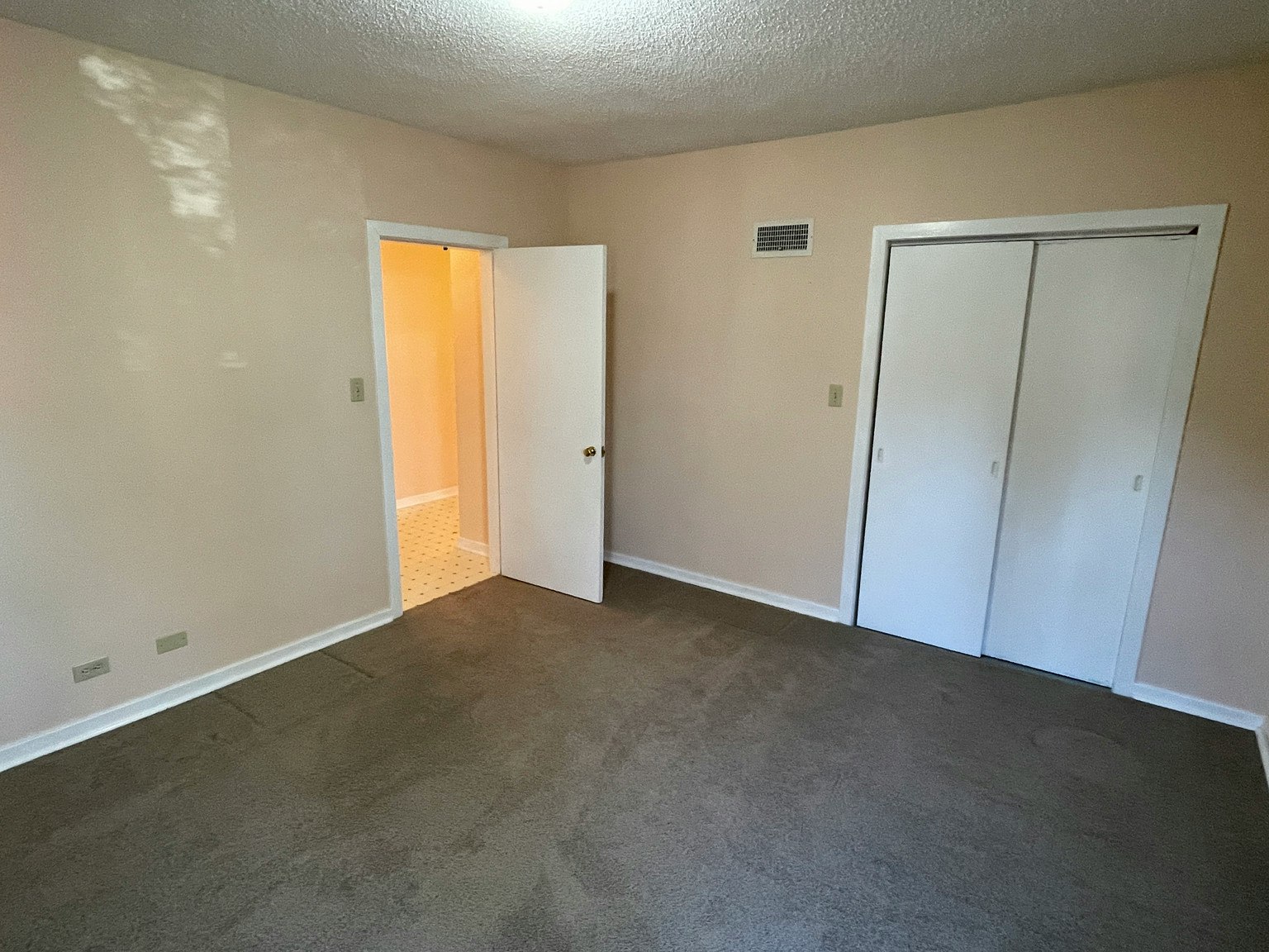 1302 Elliott Street, Saskatoon, SK, S7N 0V8 - 7