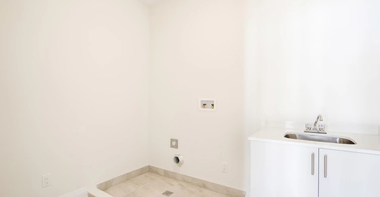 22 Aldwinckle Avenue, Oro-Medonte, ON, L0L 2L0 - 5