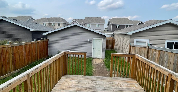 16724 15 Avenue Southwest, Edmonton, AB, T6W 3C4 - 19