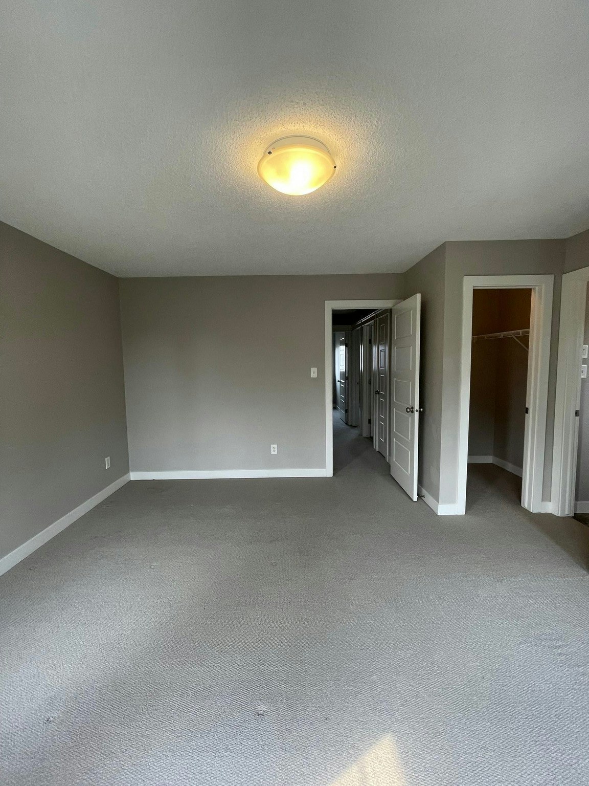 16724 15 Avenue Southwest, Edmonton, AB, T6W 3C4 - 2