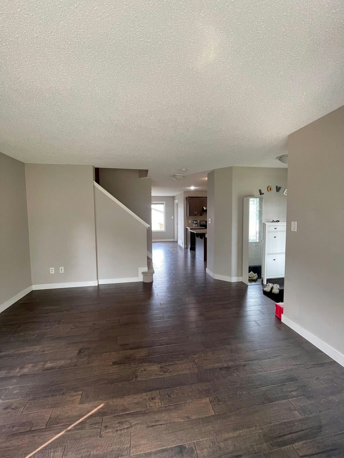 16724 15 Avenue Southwest, Edmonton, AB, T6W 3C4 - 16