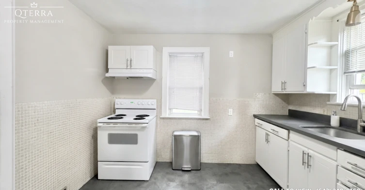 1-132 Bridgeport Road East, Waterloo, ON, N2J 2K4 - 2