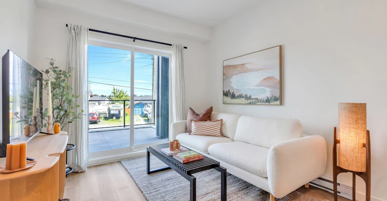 829 Old Esquimalt Road, Esquimalt, BC, V9A 4W9 - 2