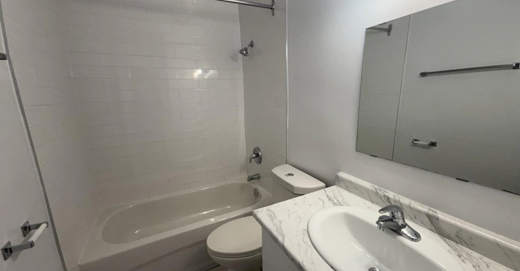 607-3125 Queen Frederica Drive, Mississauga, ON, L4Y 3A6 - 9