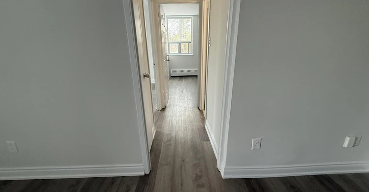 101-3125 Queen Frederica Drive, Mississauga, ON, L4Y 3A6 - 7