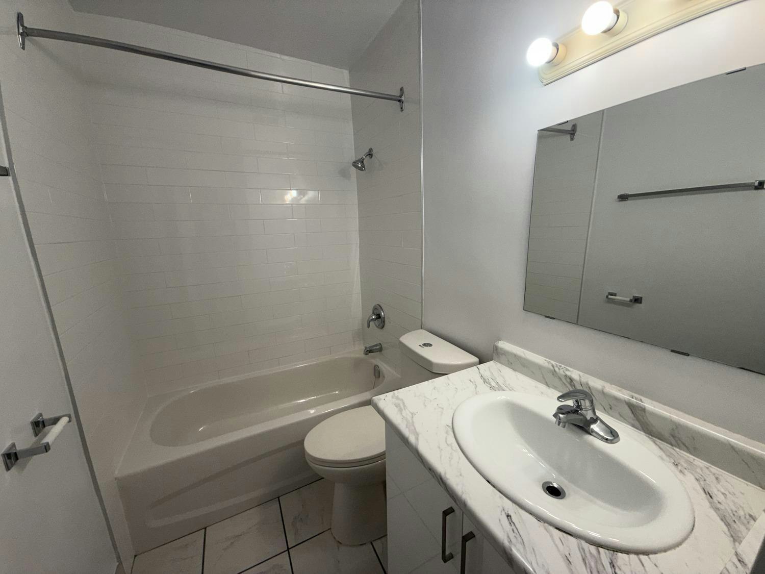 1106-3125 Queen Frederica Drive, Mississauga, ON, L4Y 3A6 - 9