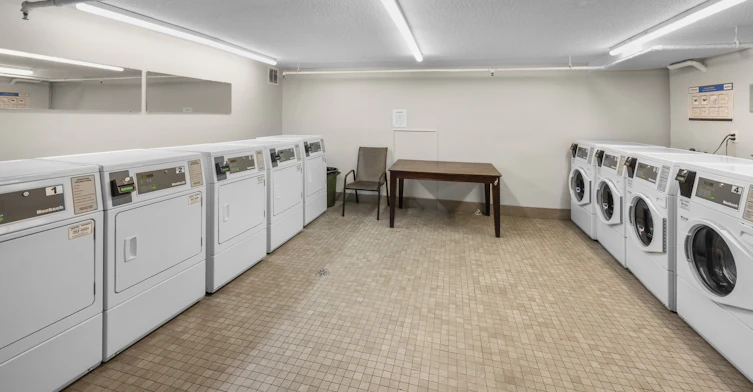 MULTIPLEUNITS-280 Dundas Street East, Toronto, ON, M5A 1Z9 - 11