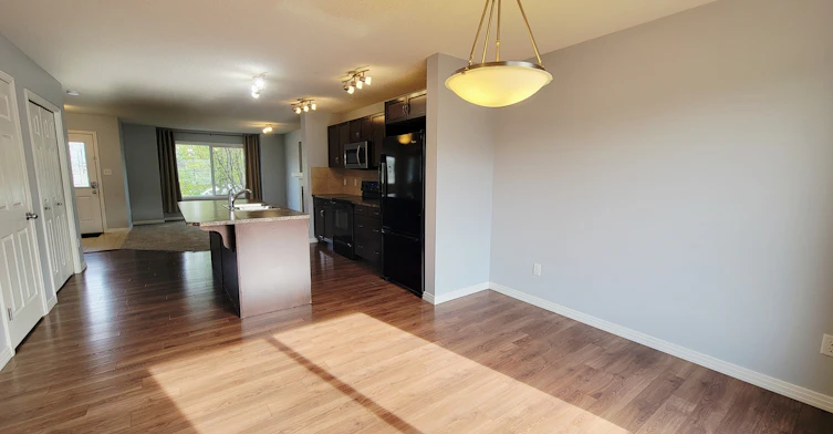 1044 177 Street Southwest, Edmonton, AB, T6W 1Z9 - 4