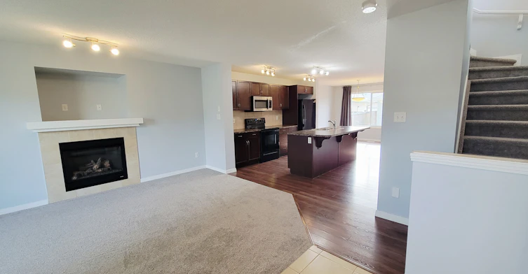 1044 177 Street Southwest, Edmonton, AB, T6W 1Z9