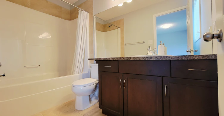 1044 177 Street Southwest, Edmonton, AB, T6W 1Z9 - 10