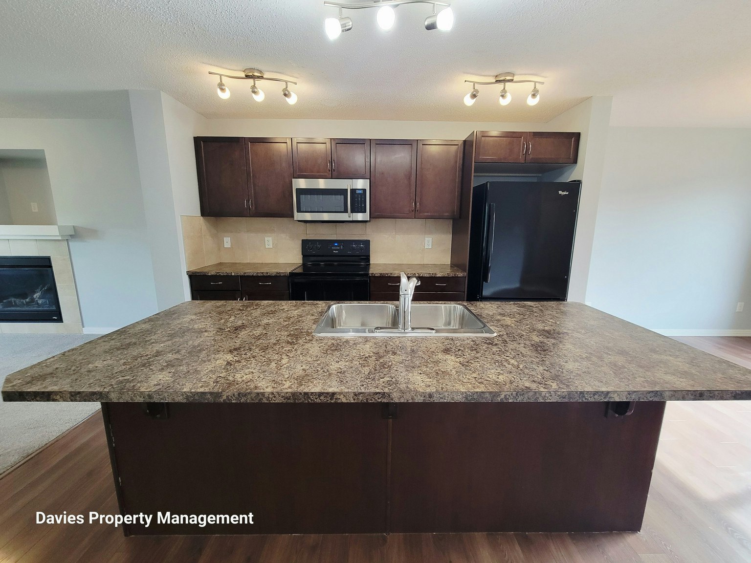 1044 177 Street Southwest, Edmonton, AB, T6W 1Z9 - 3