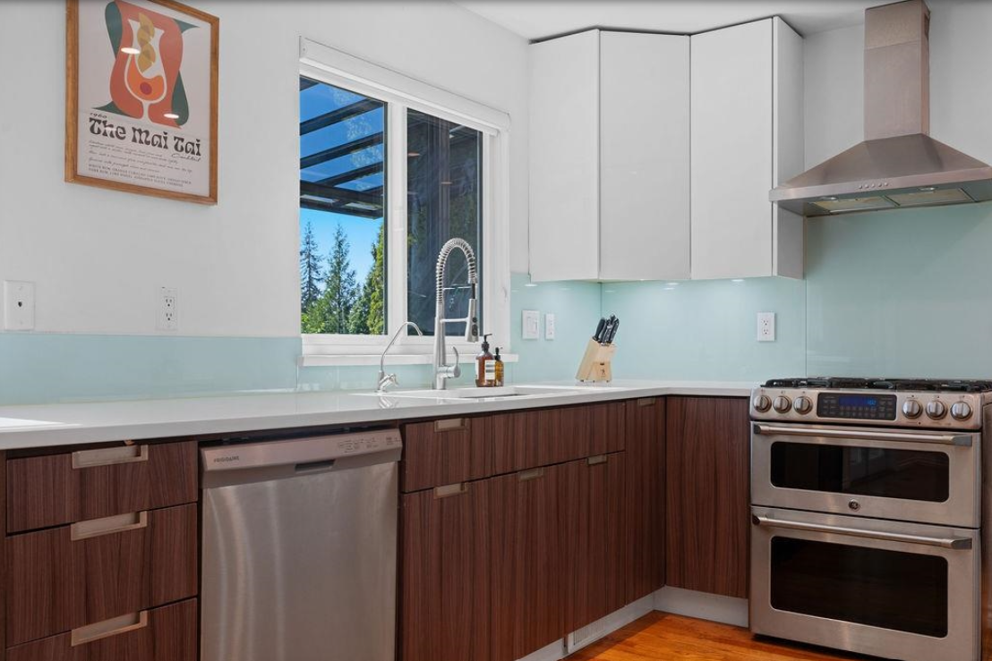 707 East Braemar Road, North Vancouver, BC, V7N 4G1 - 6
