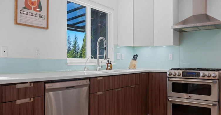 707 East Braemar Road, North Vancouver, BC, V7N 4G1 - 6