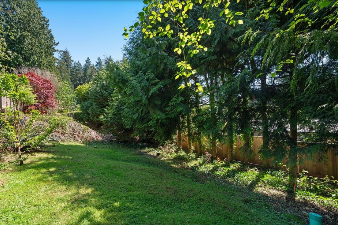 707 East Braemar Road, North Vancouver, BC, V7N 4G1 - 26