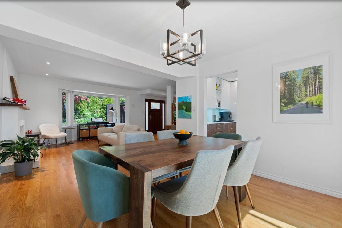 707 East Braemar Road, North Vancouver, BC, V7N 4G1 - 4