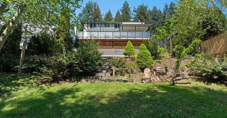 707 East Braemar Road, North Vancouver, BC, V7N 4G1 - 25
