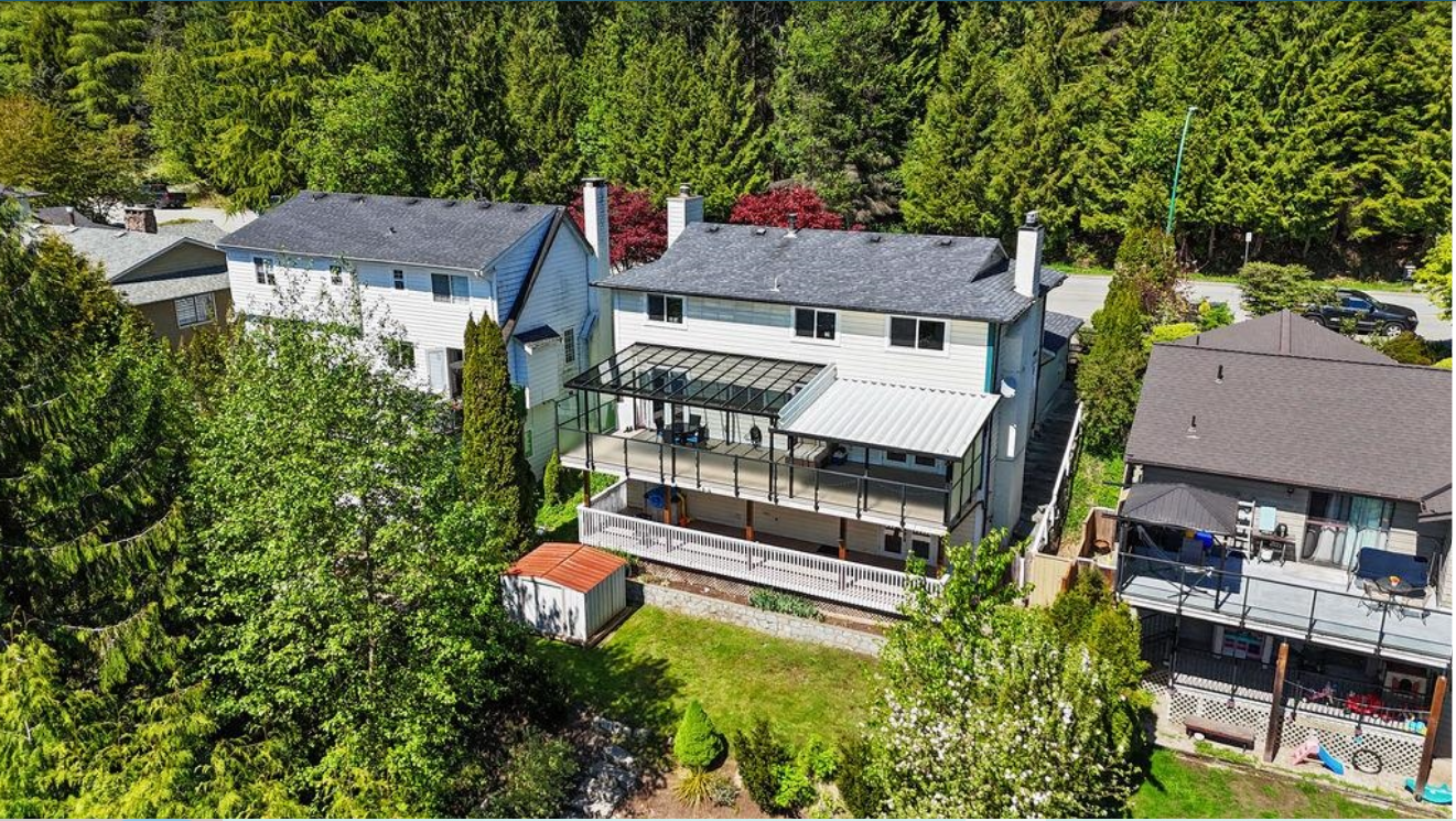 707 East Braemar Road, North Vancouver, BC, V7N 4G1 - 22