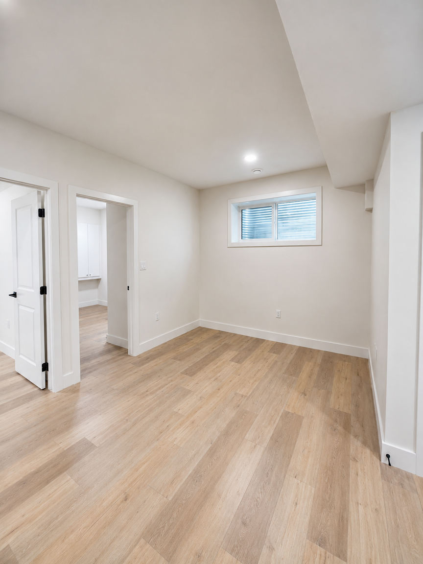 12955 121 Street Northwest, Edmonton, AB, T5L 0B3 - 12
