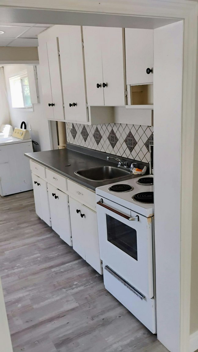 2394 Pillette Road, Windsor, ON, N8T 1P6