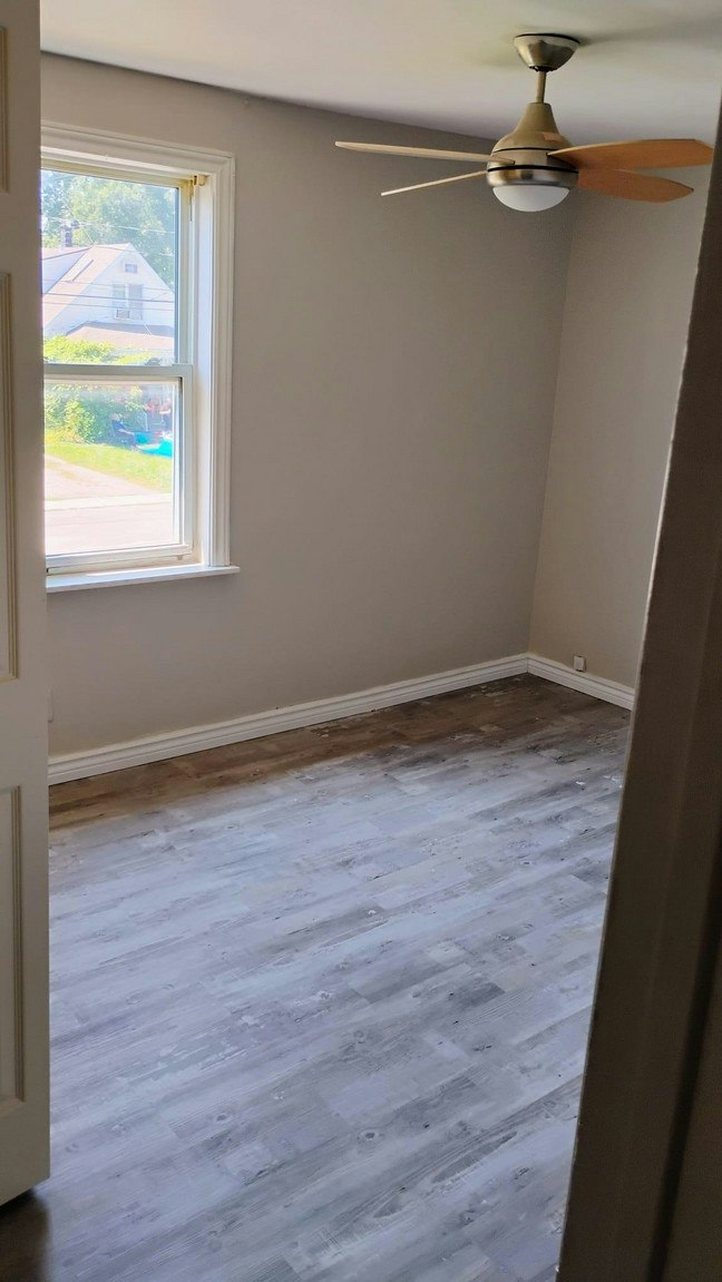 2394 Pillette Road, Windsor, ON, N8T 1P6 - 6