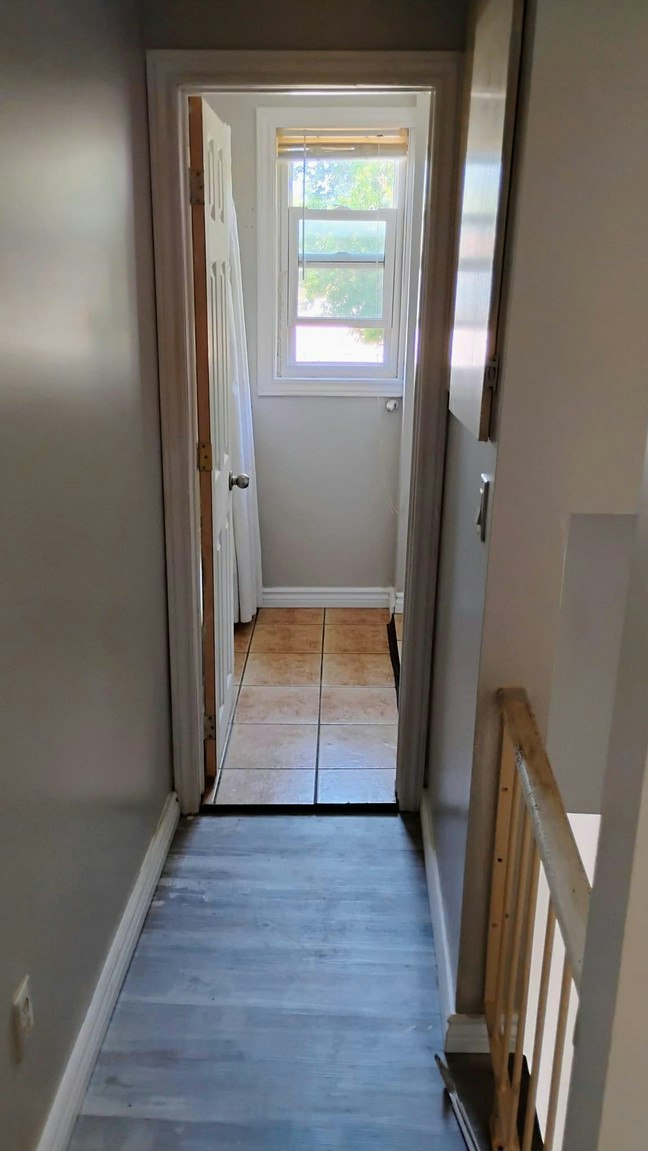 2394 Pillette Road, Windsor, ON, N8T 1P6 - 8