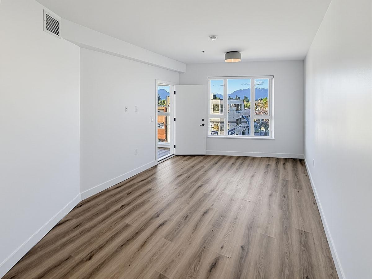 301-3068 Kingsway, Vancouver, BC, V5R 0L6