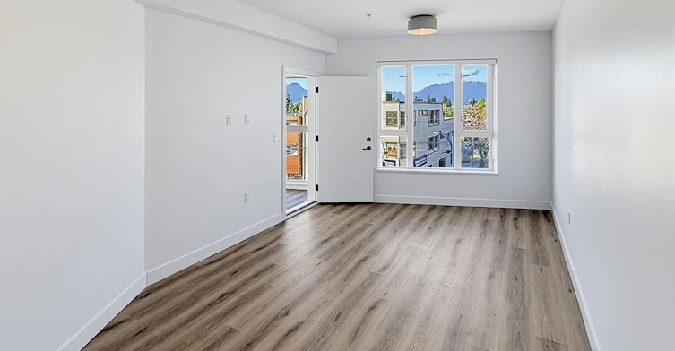 301-3068 Kingsway, Vancouver, BC, V5R 0L6