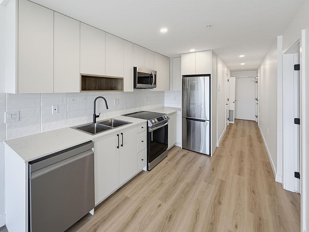301-3068 Kingsway, Vancouver, BC, V5R 0L6 - 4