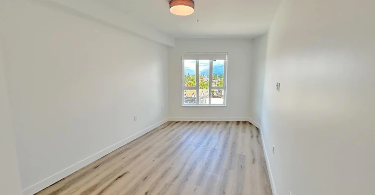 206-3068 Kingsway, Vancouver, BC, V5R 0L6 - 4